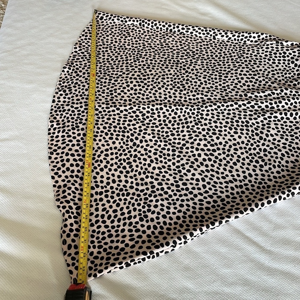 tahari midi length skirt / PM / like new - Picture 5 of 7